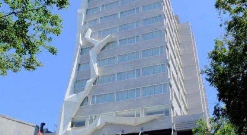 Royal Bay Hotel Makassar Exterior photo